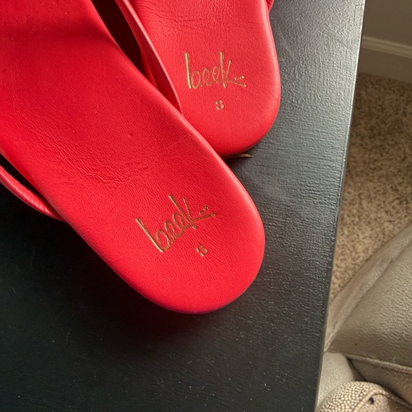 beek Pink Women's Flip Flop Sandals - Picture 2 of 5